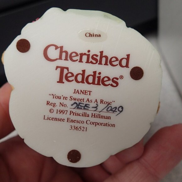 Cherished Teddies Janet "You're Sweet As A Rose" - Picture 6 of 9